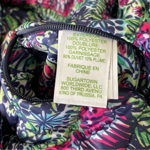 Lilly Pulitzer Jacket 2 in 1 Reversible Bright NAVY Not Too Catty LILAH Size S - Picture 16 of 16